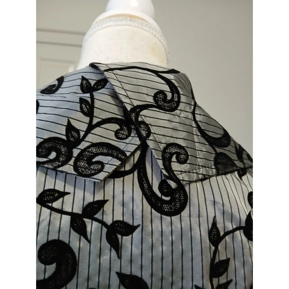 Farina Z Taghavi Blouse Shirt Gray Black Floral 10 Long Sleeve Button Office